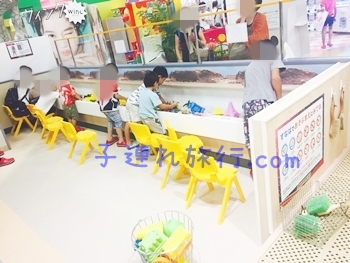 ららぽーと横浜の子供の遊び場(粘土)の写真